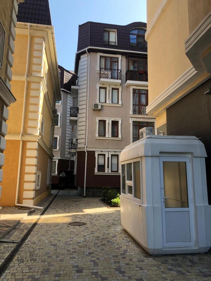 Apartment On Levanevskogo オデッサ エクステリア 写真